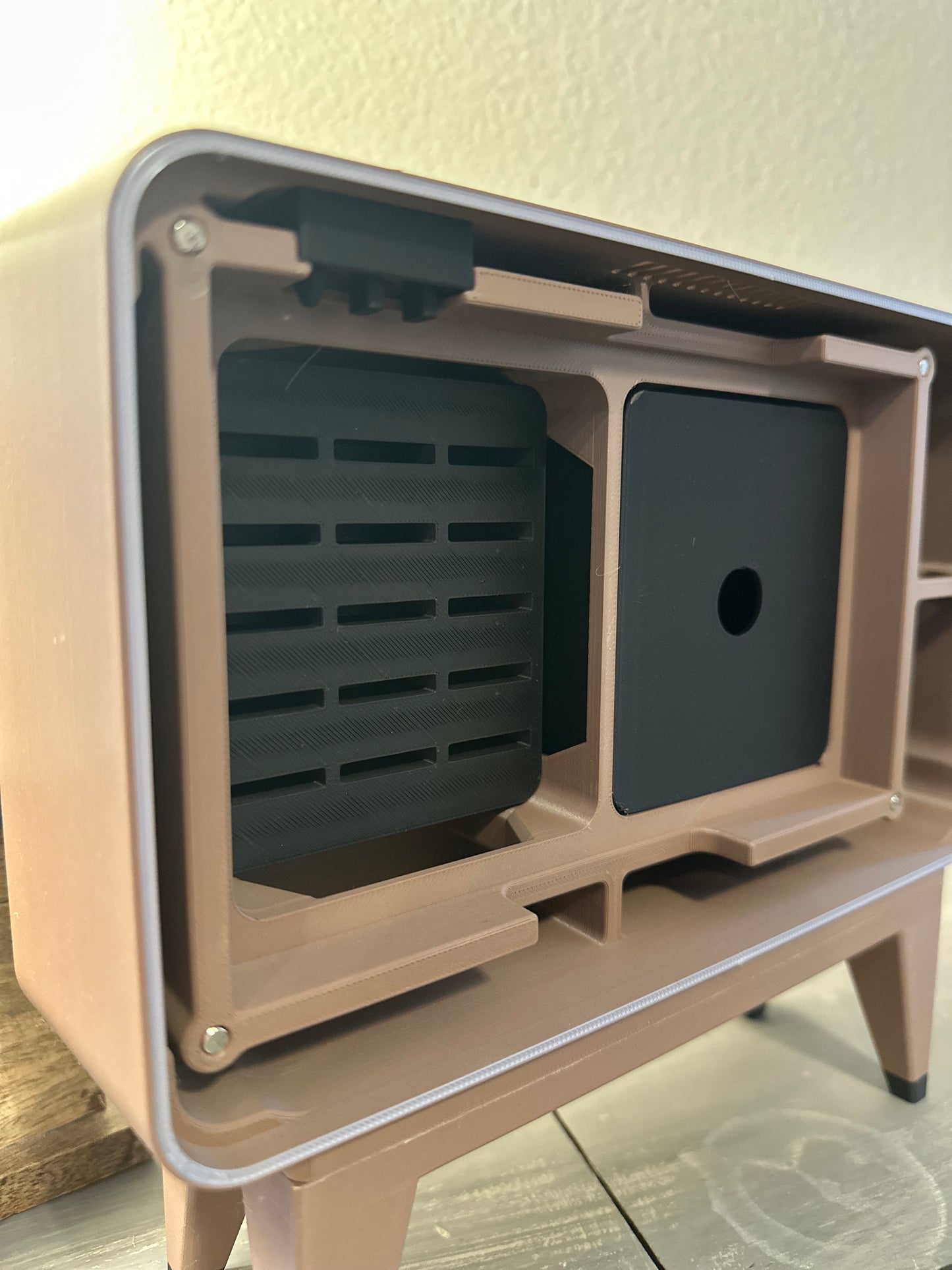 Retro TV Nintendo Switch Dock: 3D Printed Console Stand with Game Drawer